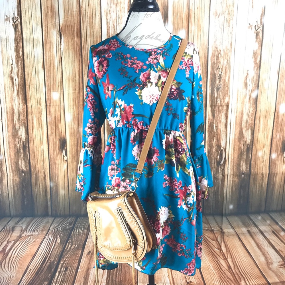 Ijoah Floral Bell Sleeve Dress
